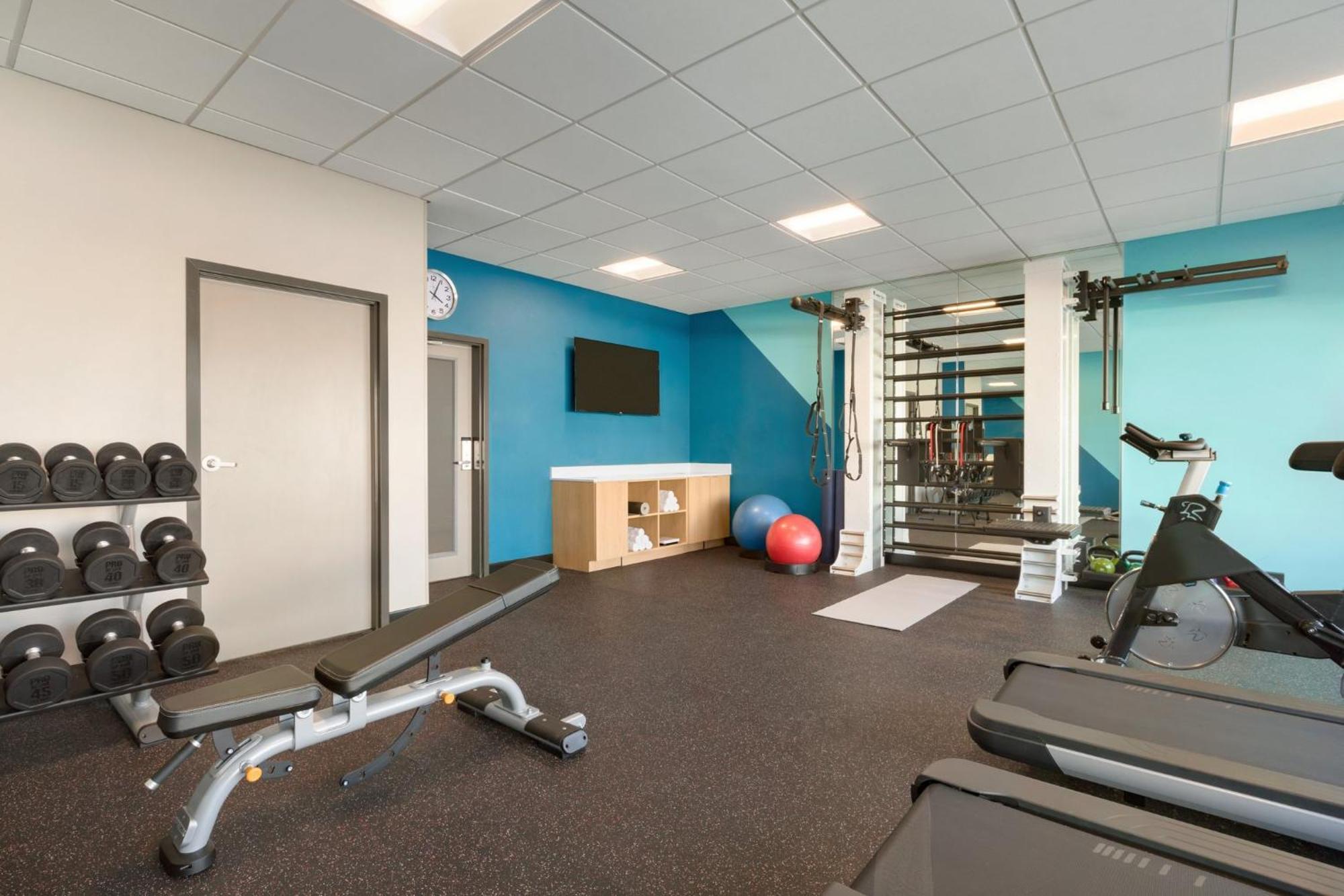 Avid Hotel Traverse City By Ihg Exteriör bild